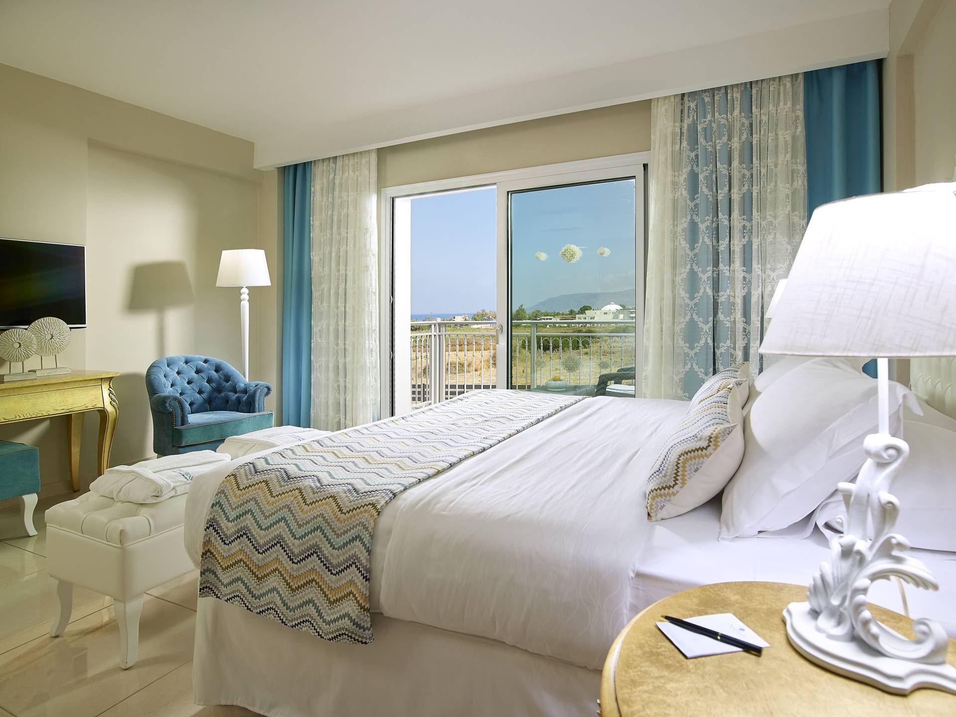 Anemos Luxury Grant Resort