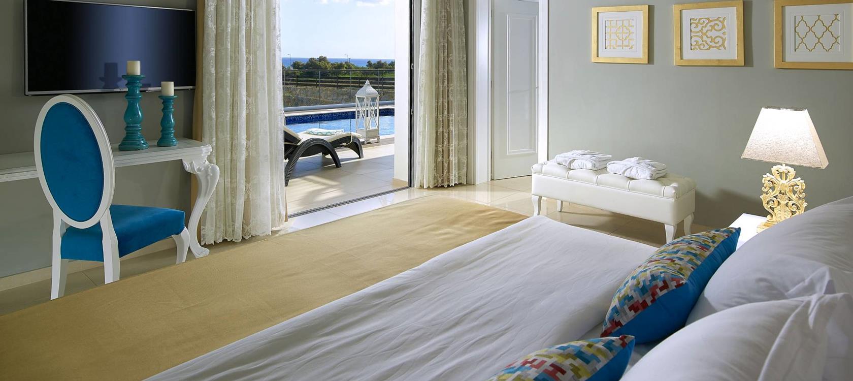 Deluxe Suites Private Pool Rooms Chania Suites Room