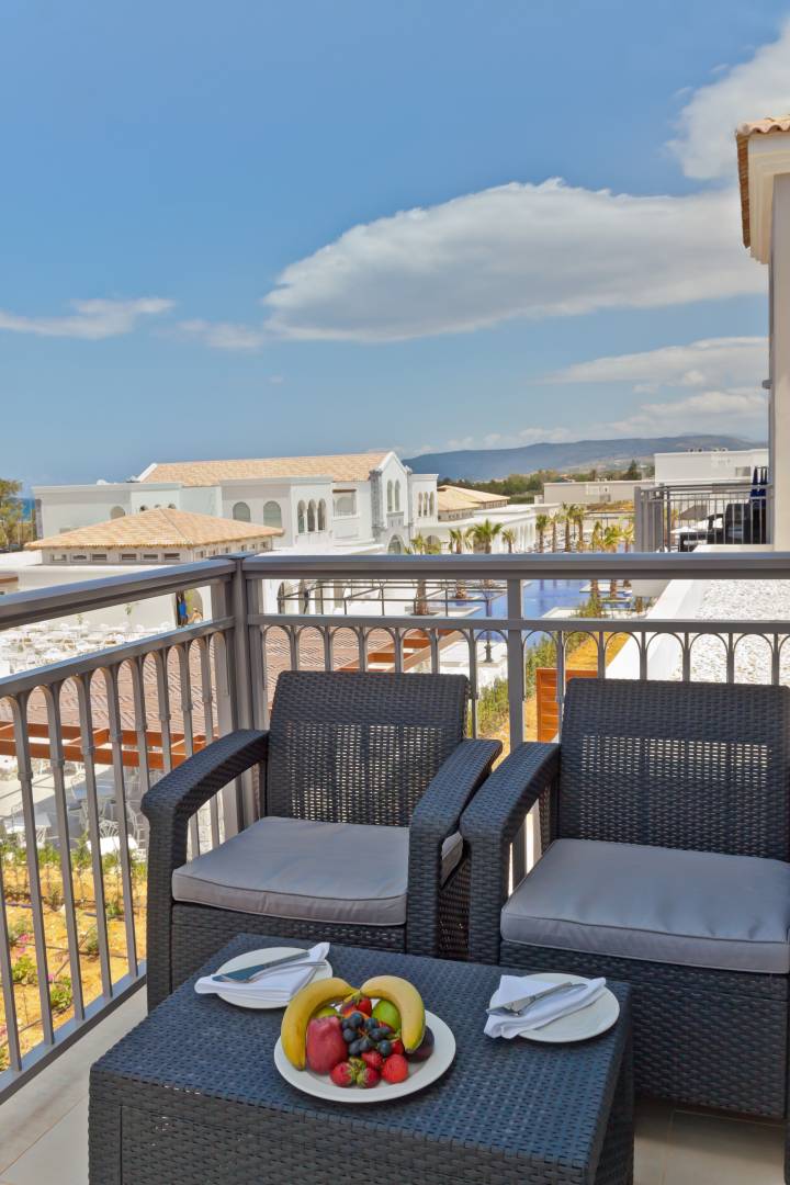 Anemos Luxury Grant Resort