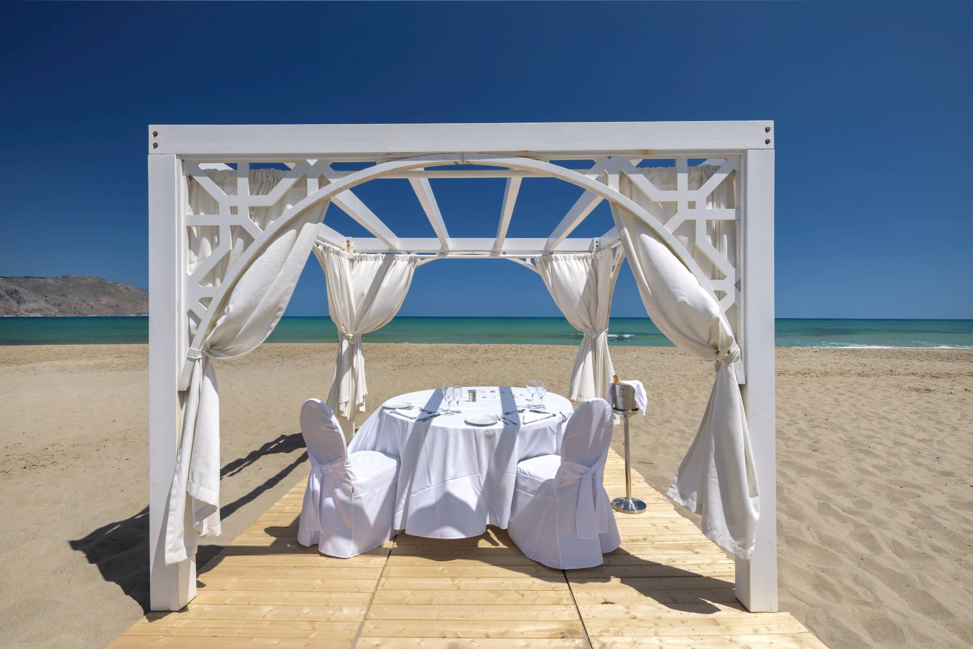 Anemos Luxury Grant Resort