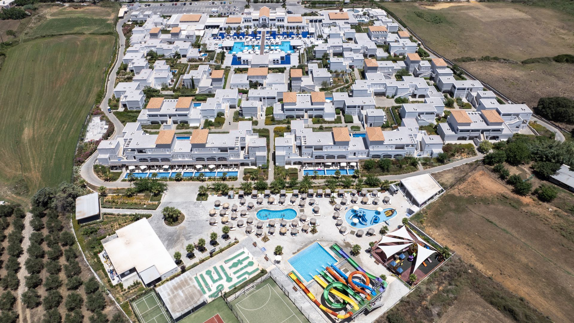 Anemos Luxury Grant Resort