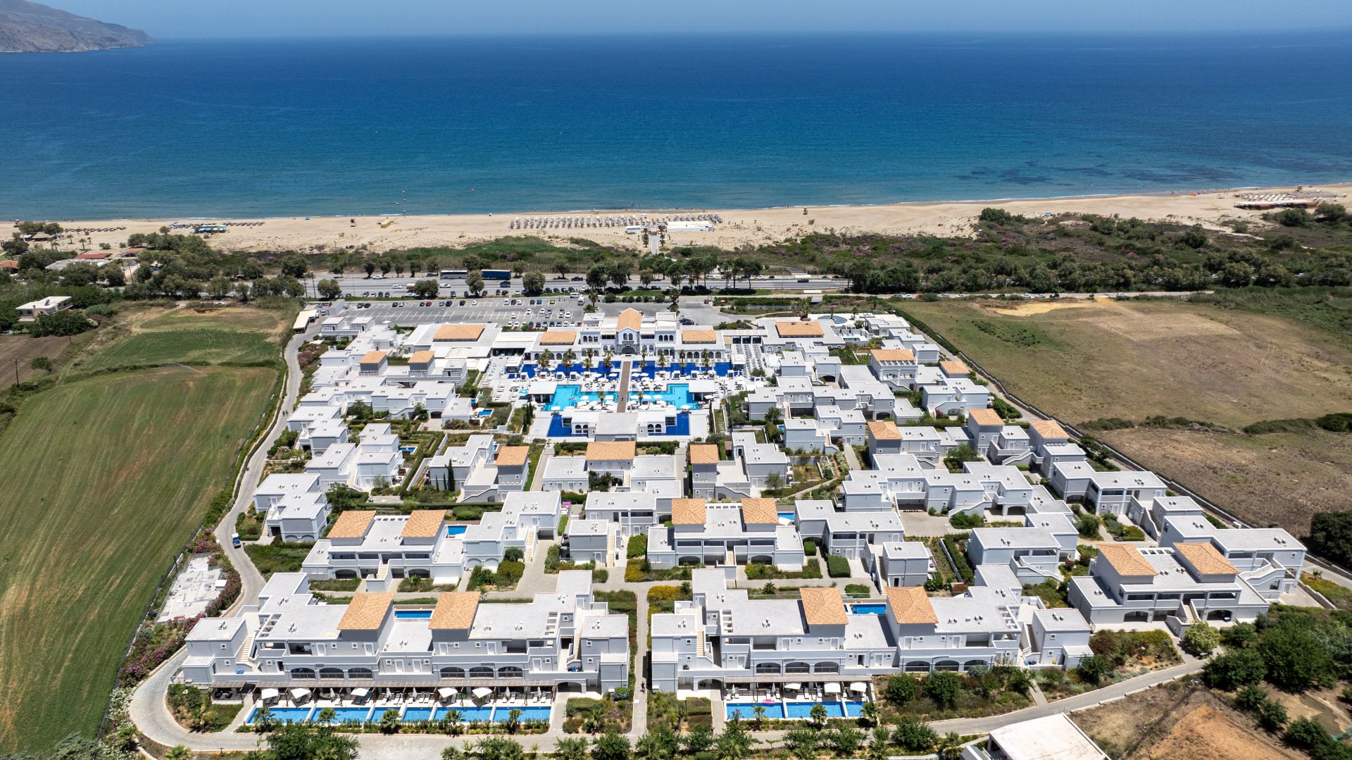 Anemos Luxury Grant Resort